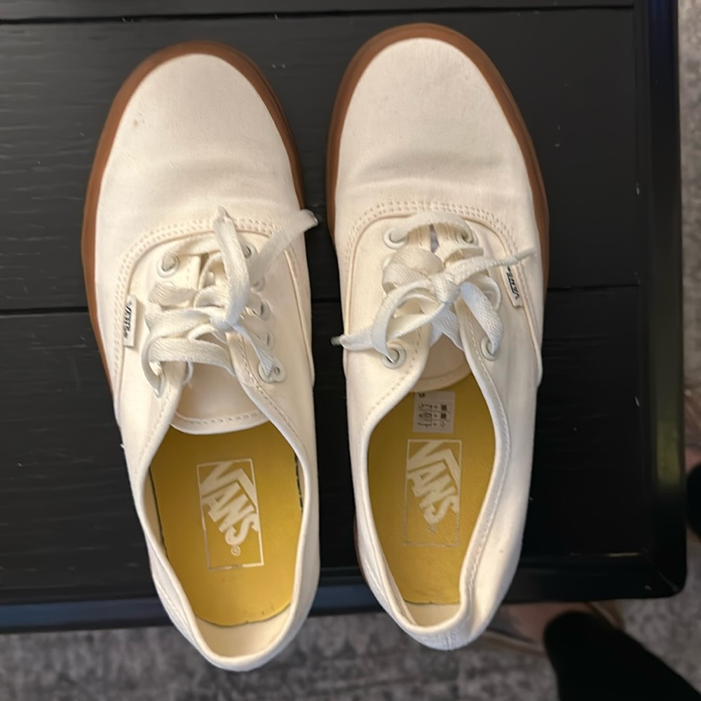 Vans Authentic Off White/Gum SZ 6.5/8.0 EUC